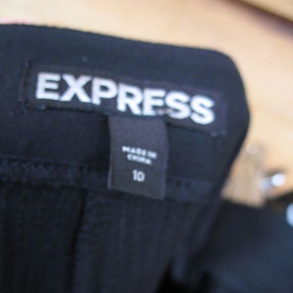 NWOT Black Mid Rise Sequin Shorts - Picture 8 of 8